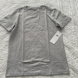 NWT Alo men’s conquer reform t shirt